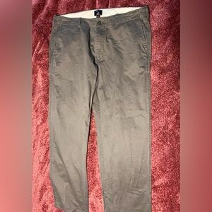 Men’s charcoal gray straight fit khaki chino